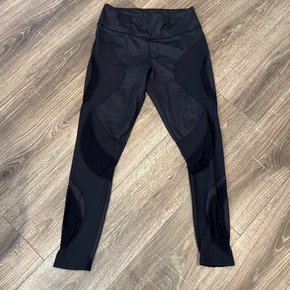 Urban savage black mesh detail Leggings size large